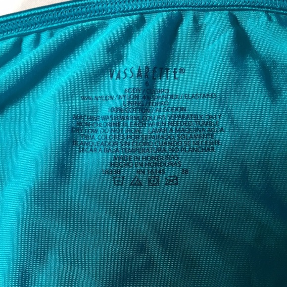 Panties - Picture 2 of 4